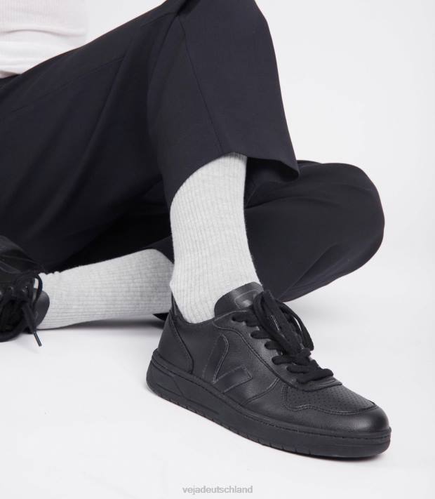 Schuhe VHJD65 Männer Veja V-10 CWL schwarz schwarze Sohle